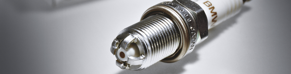 BMW☆純正スパークプラグ ハイパワー 12120054451 ② BMW High Power Spark Plug - Genuine BMW 12120054451 | FCP Euro